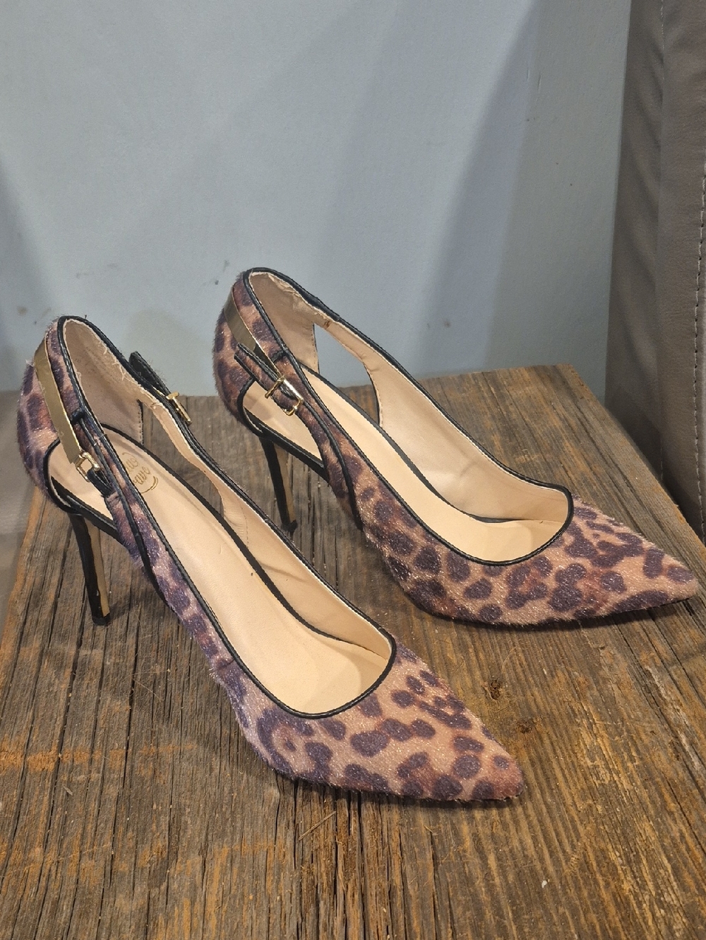 Leopard Print Pointed Toe Slingback Heels - Brown